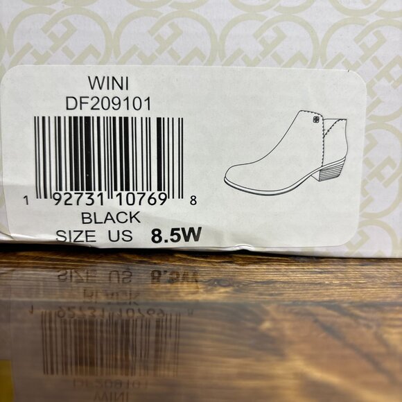 Daisy Fuentes Wini Ankle Boots Womens Size 8.5W Black Suede Block Heel Side Zip - Picture 2 of 2